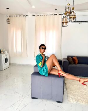 Christabel Ekeh Instagram - Thank you Jesus ❤️🙏.
Are you a heels 👠  or a sneaker 👟 woman cos I’m both.