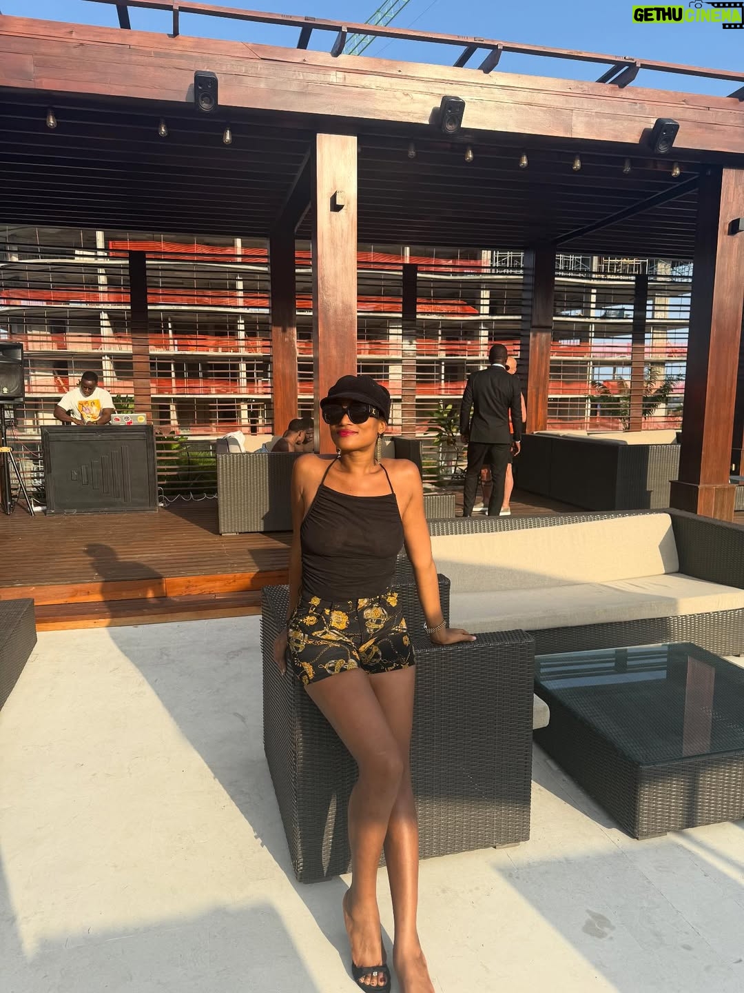 Christabel Ekeh - 771 Likes - Thank you Jesus ❤️🙏.
Never dim to fit in.