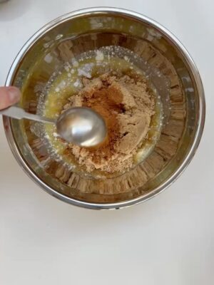 Christina Tosi Instagram - #BakeClub Brown Sugar Goo Blondies 
OFC I’m dreaming of the brown sugar goo layer of @milkbarstore pumpkin coffeecake cake, and the BEST part of the cinnamon bun- the brown sugar swirl. So I figure, take the goods and swirl it into a classic blondie for an unapologetically drippy, drooly, gooey fall moment.

Get the recipe at bakeclub.com