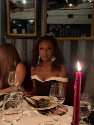 Ciara Miller Instagram - what a dinner @threads 

📸 : @emiliomadrid