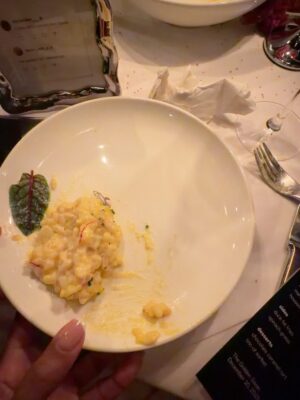 Ciara Miller Instagram - what a dinner @threads 

📸 : @emiliomadrid