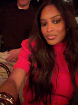 Ciara Miller Instagram - what a dinner @threads 

📸 : @emiliomadrid