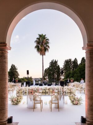 Cindy Marina Instagram - Dinner reception of my dreams 🕯️

A big thank you to the wonderful @erikamorgera , Riccardo and the whole team for your tireless work to make this vision come to life! It’s truly beyond my wildest dreams 🩷