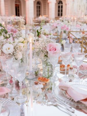 Cindy Marina Instagram - Dinner reception of my dreams 🕯️

A big thank you to the wonderful @erikamorgera , Riccardo and the whole team for your tireless work to make this vision come to life! It’s truly beyond my wildest dreams 🩷