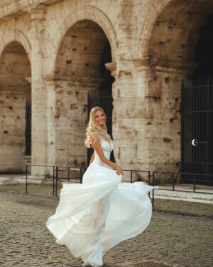 Cindy Marina Instagram - A Roman dream 🤍✨ 

Shot by the talented @lunapictures.al 
Dress by amazing @aiahmariage 
Makeup by bestie @henrigjata_mua 
Hair by my baby @florii_hairstyle