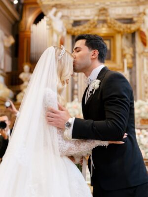 Cindy Marina Instagram - 🤍 Eternal love in the eternal city ♾️
•
•
Photography @bottega53 
Planner @erikamorgera 
Video @marcocaputofilms 
Makeup @henrigjata_mua 
Hair @florii_hairstyle