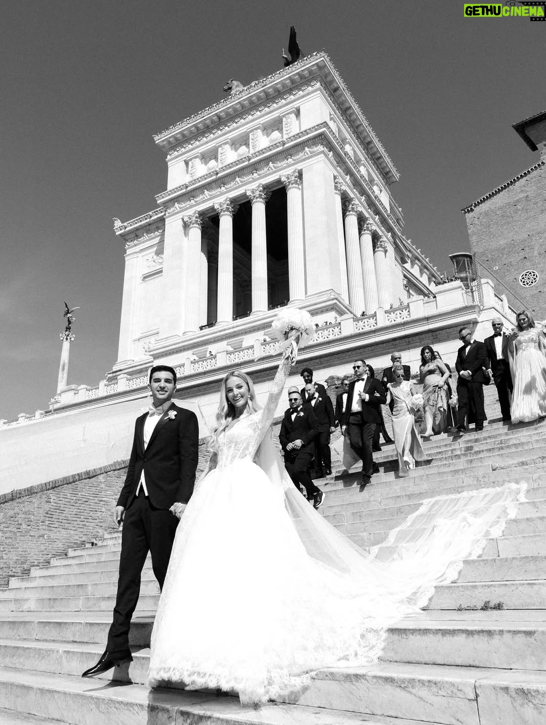 Cindy Marina - 3.7K Likes - A few more from @cindymarinaa and @genartopalli1. shot in Rome last weekend. Congratulations guys ✨✨ 
Photography @bottega53 
Video @marcocaputofilms
—
Planner @erikamorgera
Veil @geraldina_sposa
Makeup @henrigjata_mua
Hair @florii_hairstyle
Jewelry @artisticjewellerypirro