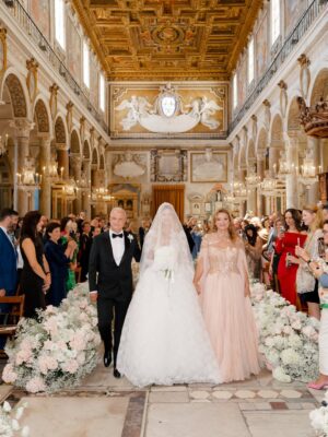 Cindy Marina Instagram - 🤍 Eternal love in the eternal city ♾️
•
•
Photography @bottega53 
Planner @erikamorgera 
Video @marcocaputofilms 
Makeup @henrigjata_mua 
Hair @florii_hairstyle