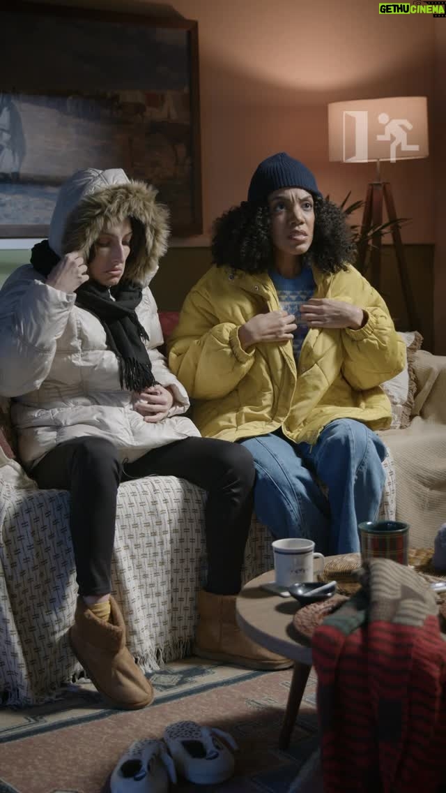 Clarice Falcão - 46.9K Likes - FISCAL DE FRIO • 21º graus é frio pro Carioca, sim! Sulistas, favor não tumultuar! #shorts

Roteiro: @joaomiller
Direção: @matheusmonk