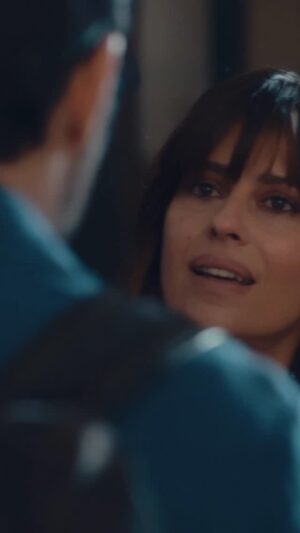 Claudia Pandolfi Instagram - E se la persona che ami ĆØ la stessa da cui vorresti fuggire?
2 cuori e 2 capanne, diretto da @massimilianobruno2020, arriva al cinema dal 22 gennaio.
Nel cast @edoardoleo, @missipanda, @gimbotognazzi, @giorgiocolangeliofficial e @benedettatiberi.
Una produzione @iif_gram e Vision Distribution, in collaborazione con @skyitalia e @disneyplusit.
#2cuorie2capanne
@carolcrasher
@danielesilvestri.official
@valeriolundini