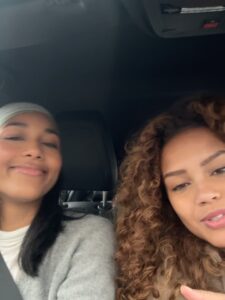 Clémence Botino Instagram - « pincez-moi je rêve ! » 
C’est ce que je ressens à chaque fois que je revis cette soirée, les émotions refont surface ! Comment ai-je pu aller au bout de ce concours @missfranceoff 🥹 6 ans après c’est l’émerveillement le plus pur, et cela ne changera jamais. 
Merci la vie pour ce si beau cadeau 🤍 et merci à ces femmes qui le renouvellent chaque instant par leur présence et leurs sourires 🙏🏽