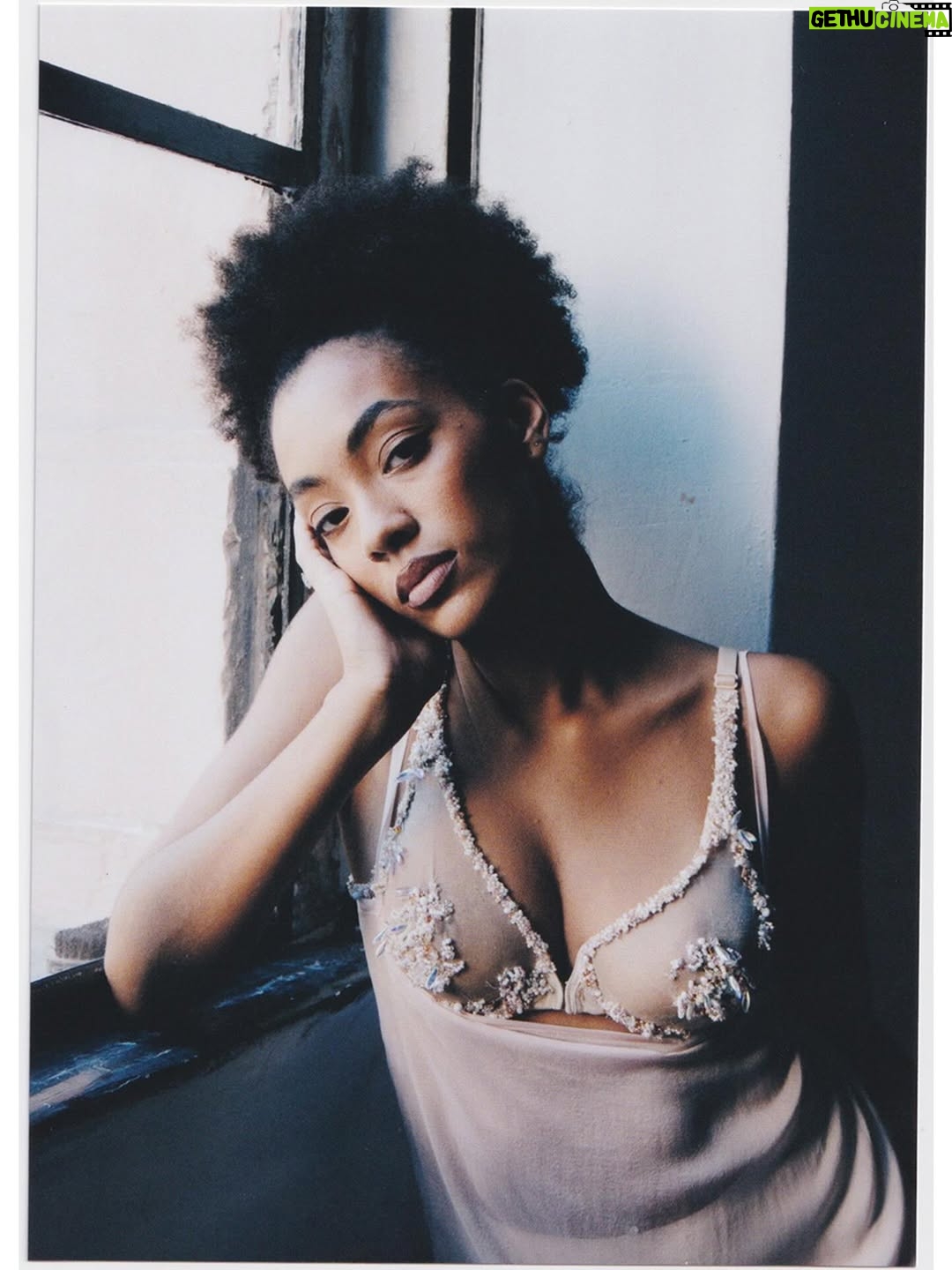 Coco Rebecca Edogamhe - 2.6K Likes - new editorial out on @solstice_mag 

Talent: @cocorebecca_ 
Photographer: @benedetta.pionati 
Stylist: @elisabettacarchedi_ 
MUA: @chiaradoingmakeup 
────୨ৎ────