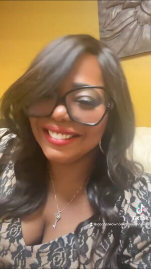 Cocoa Brown Instagram - Number 1899 …reasons why I love performing @baltimorecomedy!! thank you Baltimore for being always the most amazing crowds showing me so much love letting me work through the pain and get real deep and personal about missing my parents. You guys rode away with me all weekend and my love for you is immeasurable! Big shout out to my boys @bigvinocomedy @theregosoul @comedianalabama1 @theo_bossed_up for holding me down this weekend. I think I may have to name this new Tour “Still healing”. Till we meet again, Bmore.❤️❤️❤️❤️ #cocoabrownonefunnymomma #gettingmyflowers #laughingthroughthepain #stillhealing❤️‍🩹 #comedyismytherapy #baltimore #charmcity #myfavoritecity❤️