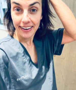 Constance Zimmer Instagram - I DID IT!! Not only my first MRI scan, but my first full body MRI scan, thanks to partnering with @prenuvo! Since my mom passed suddenly, from something that could’ve been seen with technology like this, I felt I had to get this done right away. Heart health, bone health, YOUR health is a priority, so wouldn’t you want to know what’s going on inside your body! This @prenuvo scan is able to detect solid cancerous tumors at stage 1 and around 500 other conditions. No radiation or contrast, making it a safe proactive screening tool. I had a nice calm room to change in, watched Forest Gump on Netflix, didn’t move for 45 minutes (which oddly felt like a gift), had board certified radiologists to guide me AND snacks for after (because you do need to fast 4 hours before)! #thankfulthursday #thankful #health #prenuvopartner use link IN MY BIO for $300 off a full body scan - give the gift of making your health your first priority prenuvo.com/CONSTANCE !