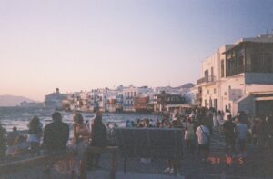 Courtney Eaton Instagram - Very lucky to be spoiled with a trip to Mykonos with @zimmermann to see their lovely new store opening. Thank you for having us! 🦐
