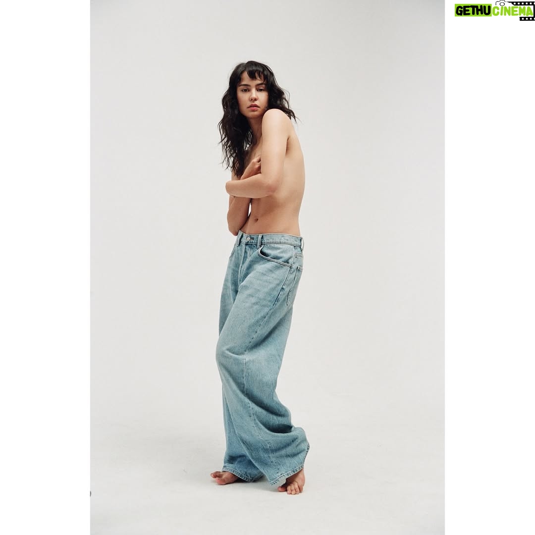 Courtney Eaton - 64.6K Likes - @flauntmagazine 💙 

Photographed by @jaredkocka 
Styled by @annakatsanis 
Hair: @iamaraxilindsey 
Makeup: @danadelaney 
Written by: @itsayanartan 

 #FlauntMagazine #CantLetGo