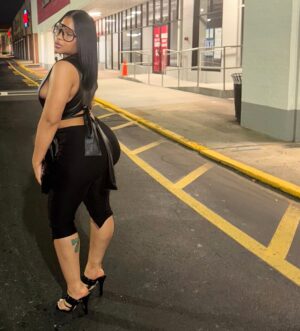 Courtney Godsey Instagram - you can get whatever you want 🗝️