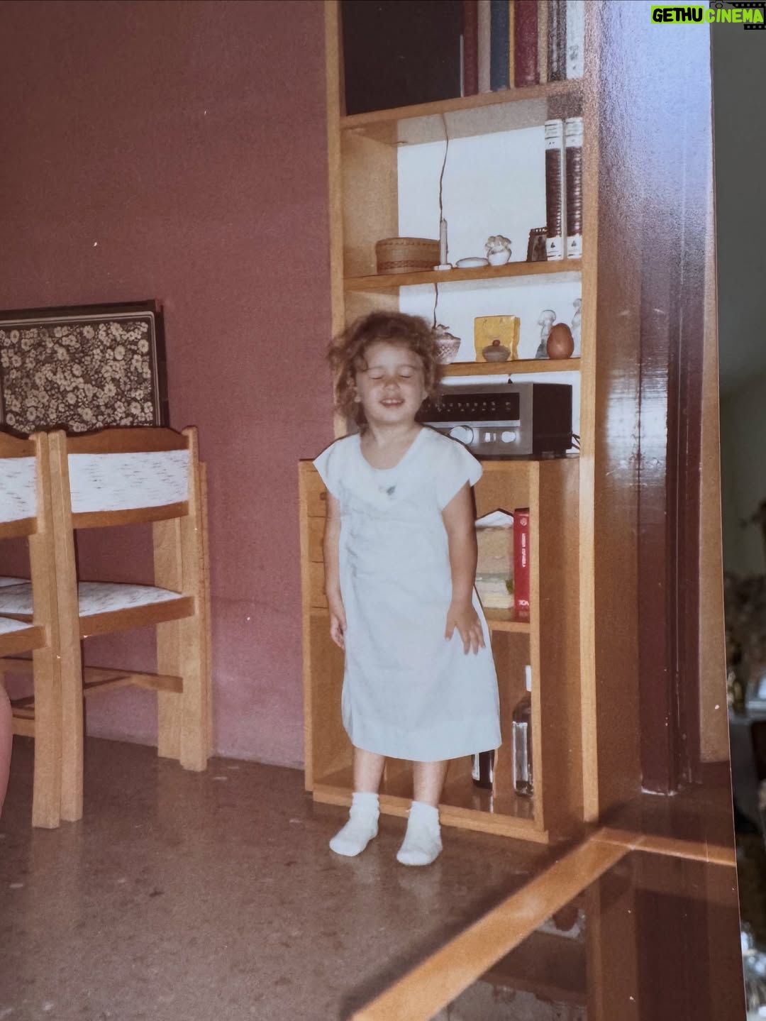 Cristina Boscá - 2.7K Likes - Un poquito de nostalgia…