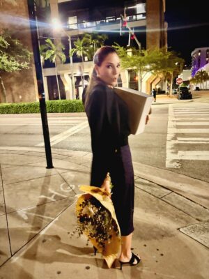Daisy Fuentes Instagram - The next version of me is sharper, wiser, and absolutely unbothered 💥 So grateful for all the birthday love yesterday 🎂 ❤️✨ #birthdayedit #ageispower #luckygirl