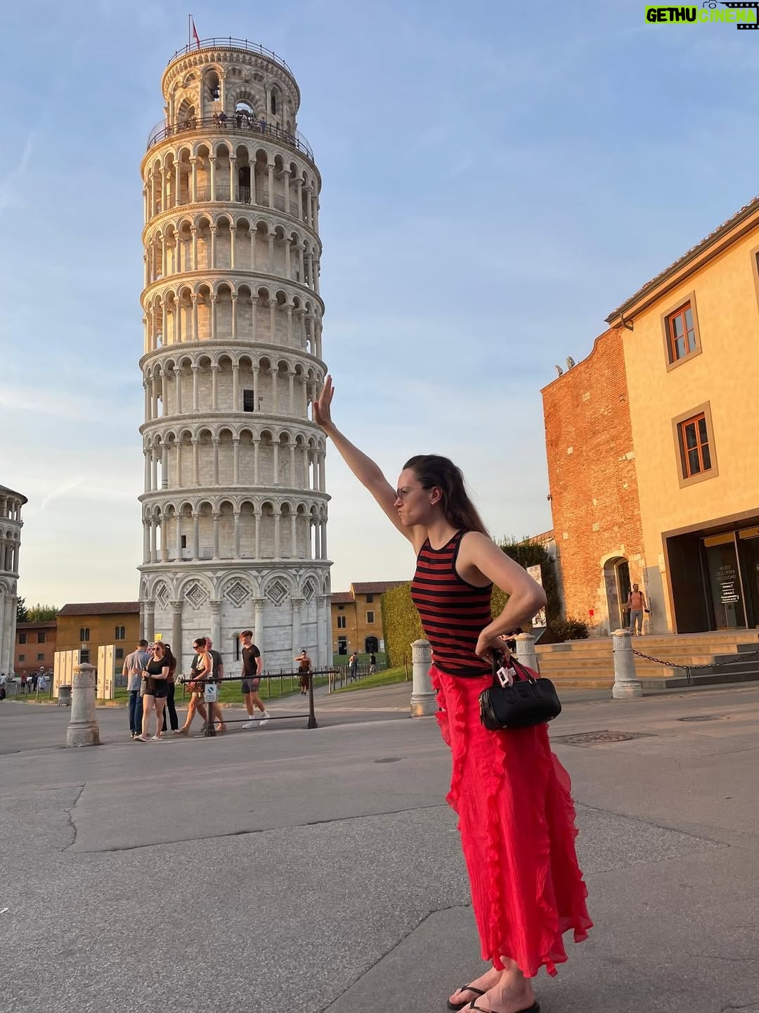 Daisy Ridley - 68.2K Likes - Italian summer 🇮🇹