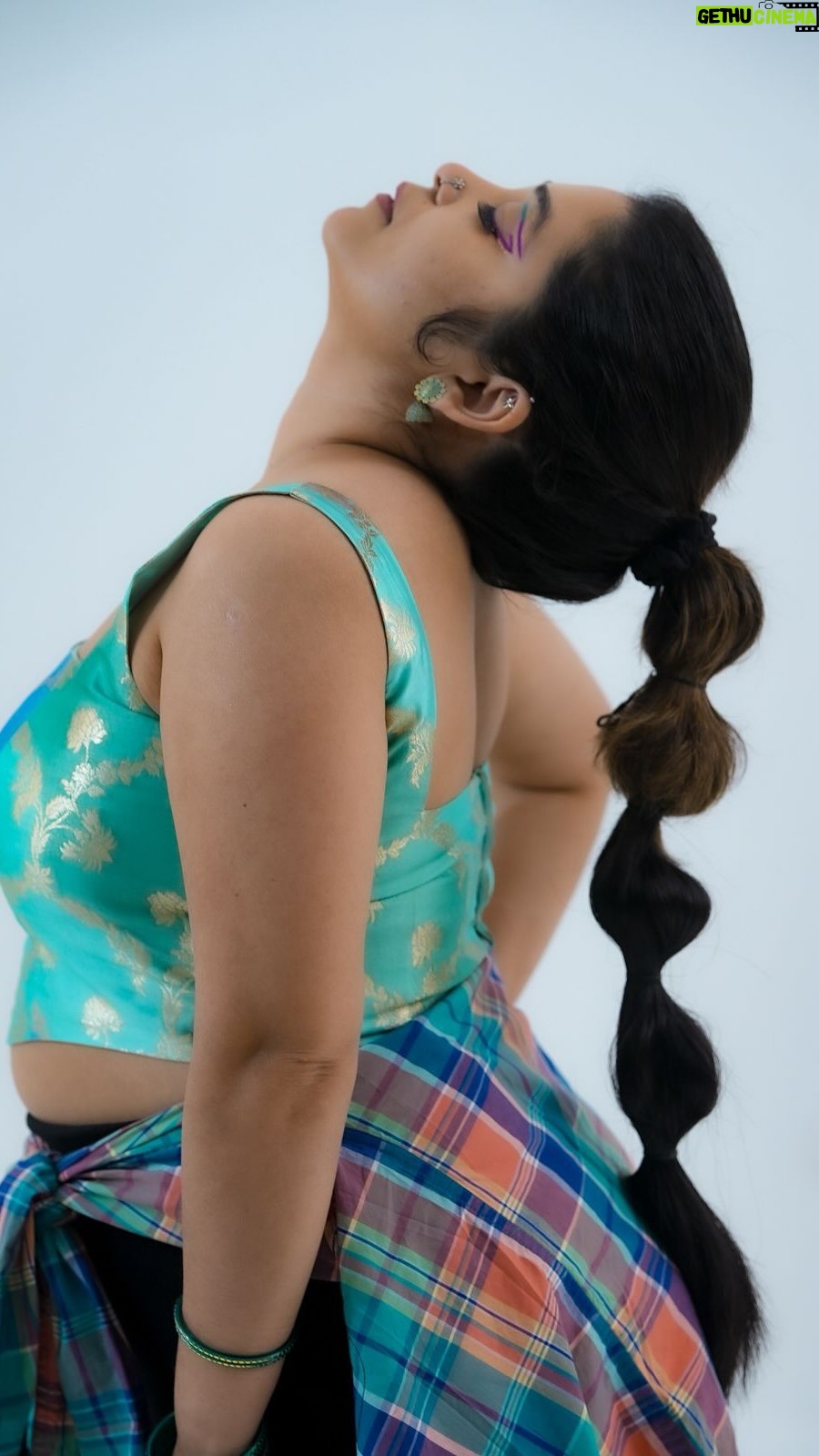 Damini Bhatla - 8.2K Likes - MAVA is out on all streaming platforms. Music Video is on my YouTube! 

Tags: [Telugu Music, Telugu Indie, Damini Bhatla, Music Video, New Music]