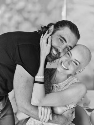 Dani Gondim Instagram - 🩵 “Nós vamos sorrir, sorriam” porque “a vida presta”. 

Imagens Luís Morais