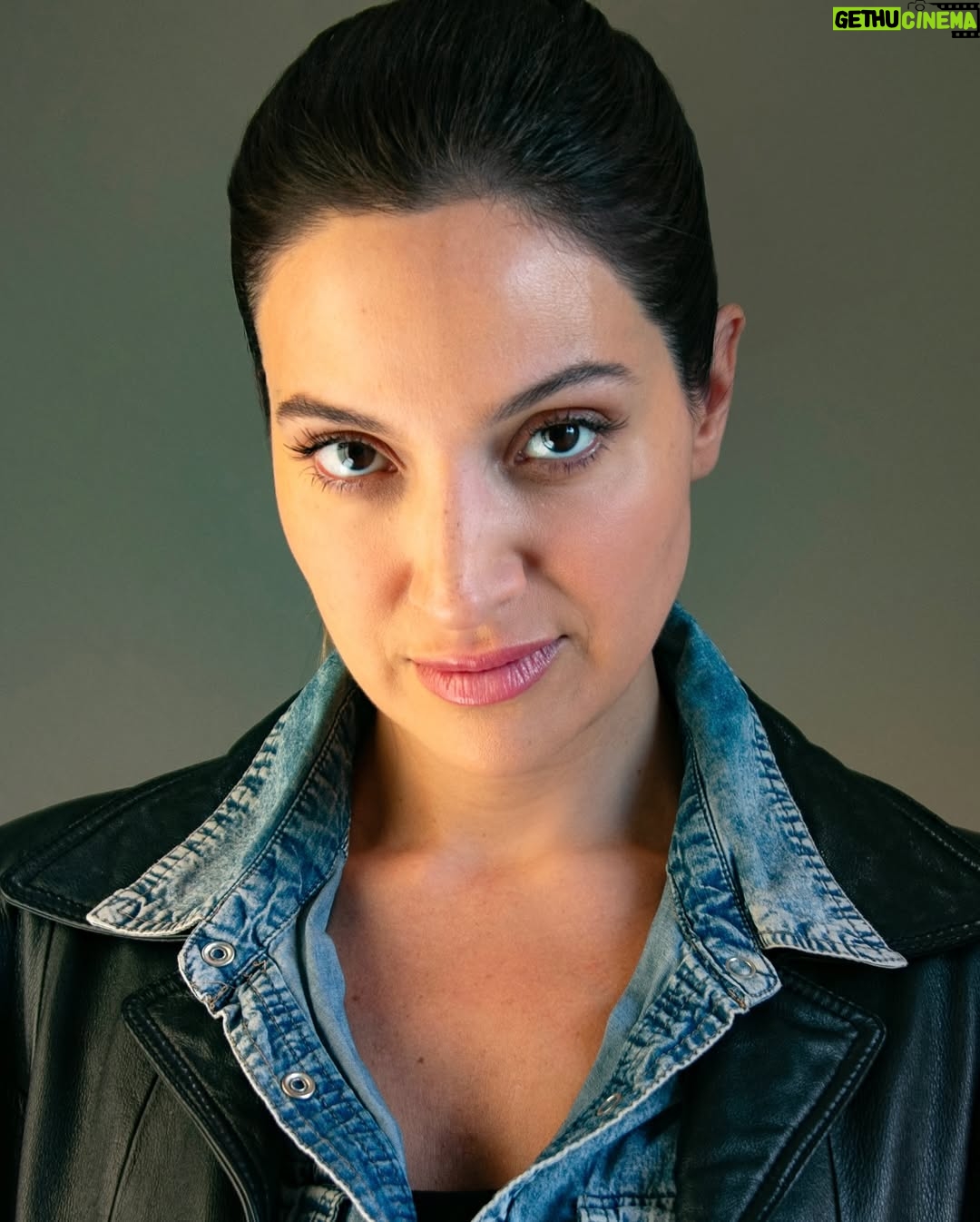 Daniela Palavecino - 9.7K Likes - Updated headshots, ready to conquer Hollywood 🎬⭐️ / Fotos actualizadas, lista para conquistar Hollywood 🎬⭐️

 #Headshots #ActressLife #ActorsHeadshots