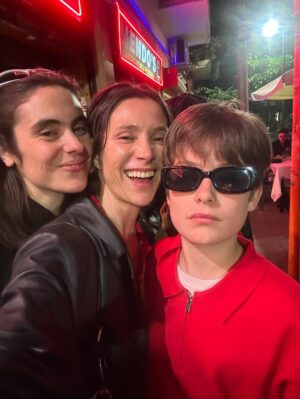 Daniela Ramírez Instagram - Que siempre podamos amar intensamente .
Es lo que pido.
🩸