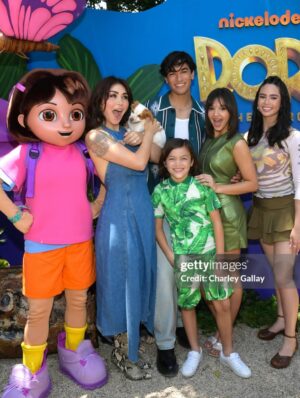 Daniella Pineda Instagram - Louie is my Pilaf. Dora and the Search for Sol Dorado comes out on JUKY 2nd on Paramount Plus and Nickelodeon.