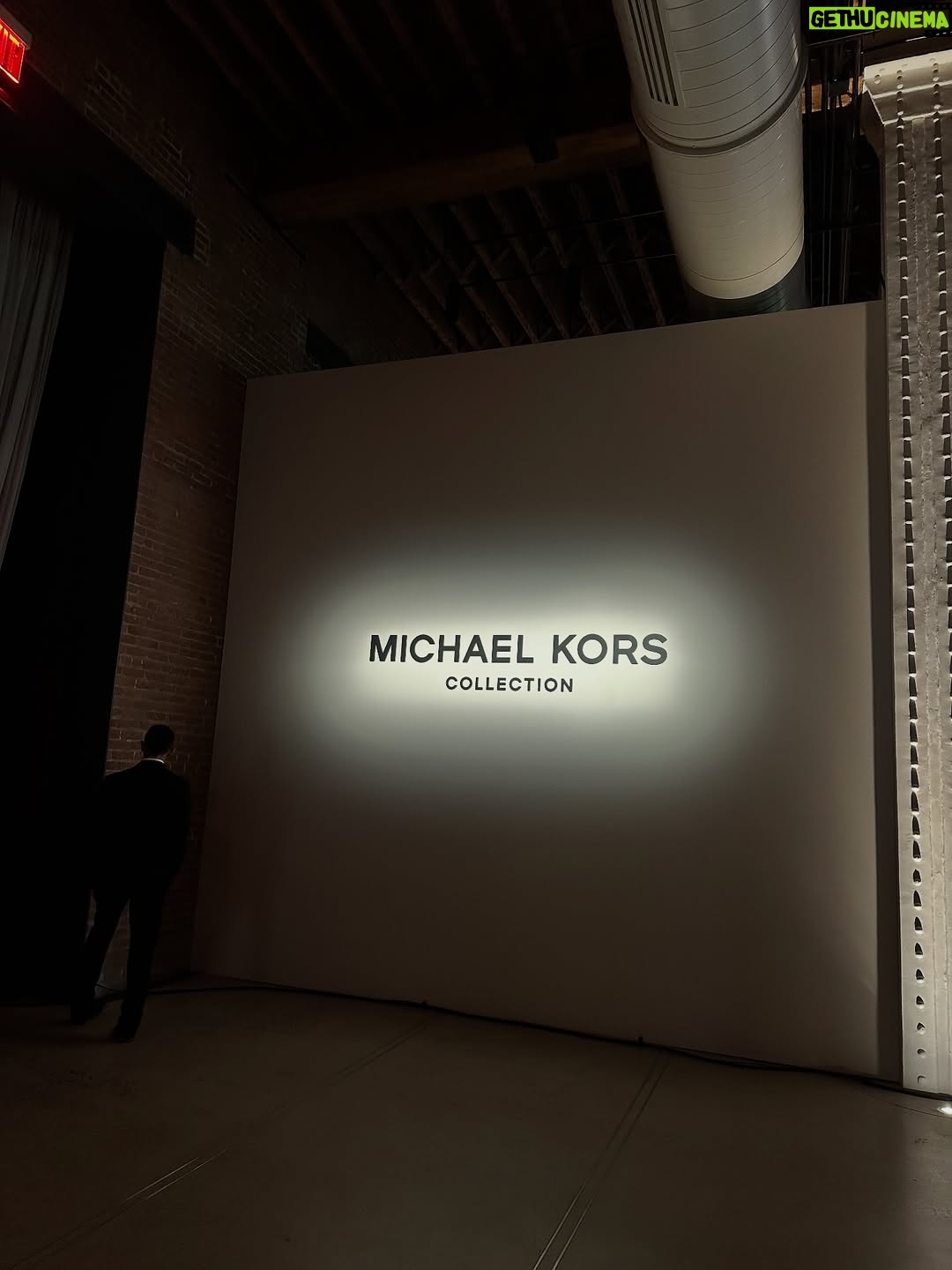 Danielle Arciniegas - 17.9K Likes - S P R I N G • S U M M E R 2026 Gracias familia @michaelkors