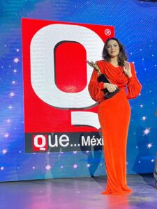 Danna García Instagram - Celebrando algo bonito ✨
Así sea un granito de arena.. si transforma positivamente la vida de alguien.. soy Feliz. Gracias por el reconocimiento a este camino como actriz. Pa ti 🫶.
#GraciasPremiosQ #MexicoT❤️
@palomeragroup
@quiketoo
@sir.styling
@theofficialpandora
@valco_valeriacoa 💃🏽
@revistaqmexico gracias ❤️#TeQuieroAsí #DannaGarcia