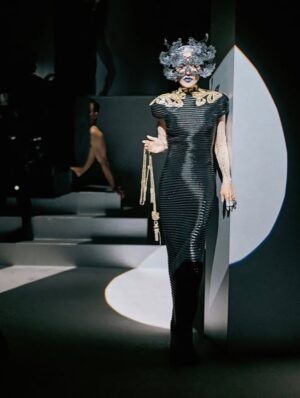 Daphne Guinness Instagram - My great friend the Designer, and my  sometime collaborator the Great Antony  Price has died.

I met Antony when I was a teenager and he took me under his wing. His humour and his unique point of view were things I shared with very few people. His clothes were extraordinarily well constructed. The elegance of his line, the classic fluidity, the unmistakable hand. It was singularly his. 

From the suits he made for Mick Jagger , Bryan Ferry and David Bowie, and too many others to list
His work had an elegance and confidence that was unmistakable 
He designed for men and women with equal flair. I never quite understood why he was not scooped up by a major house, or recognized as one of the truly important British designers , because he had everything. Intelligence, discipline, imagination, and a deep understanding of form and of course Taste. 

When I did my small run of white shirts for Dover Street Market, Antony tried to match my design and succeeded. I sold a limited number, and I am now about to do the whole look. I have no idea yet where it will be sold, but the capsule is complete and ready to go. I was very much looking forward to discussing it all with Antony Alas, that conversation will never happen.

I am incredibly sad. I am also deeply grateful to have had him as a friend. I will miss him very much.💔💔💔