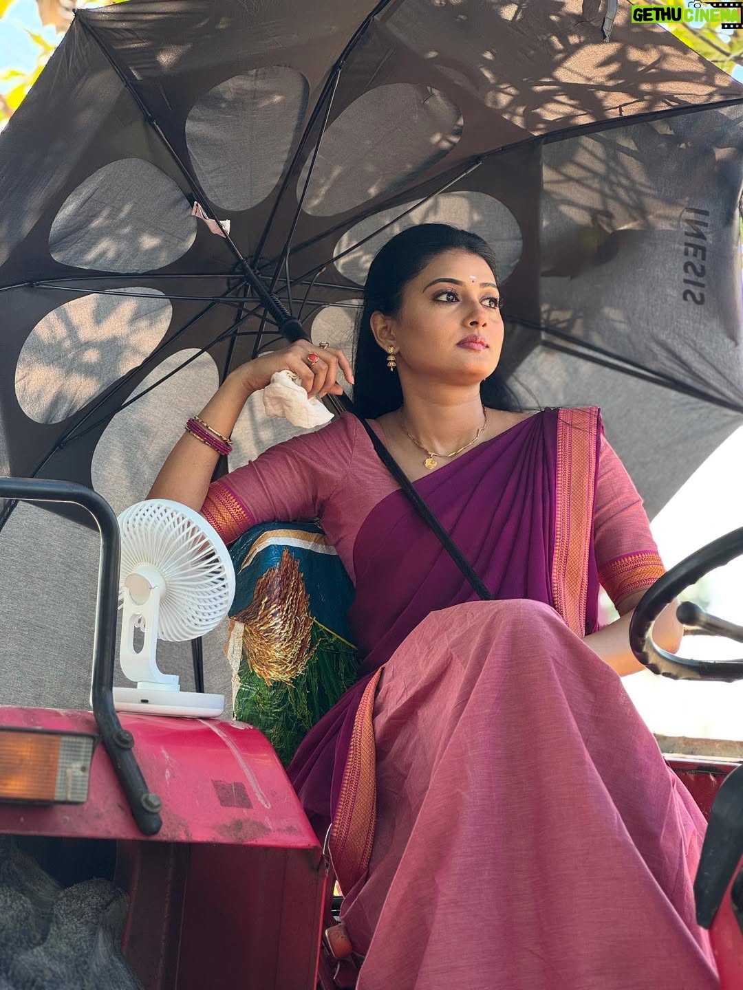 Debjani Modak - 29.6K Likes - Dump from summer time. 😎