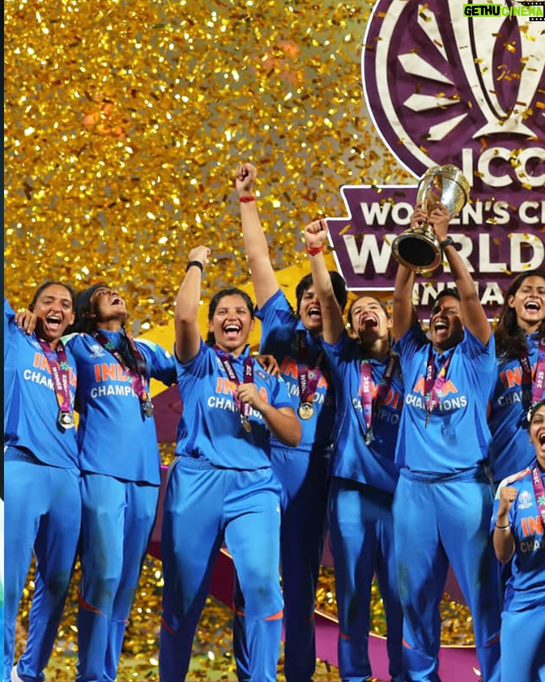 Deepti Sharma - 556.9K Likes - INDIA this one’s for you. 💙🇮🇳 🏆
#teamindia #icc #finals #jaishreeram #family