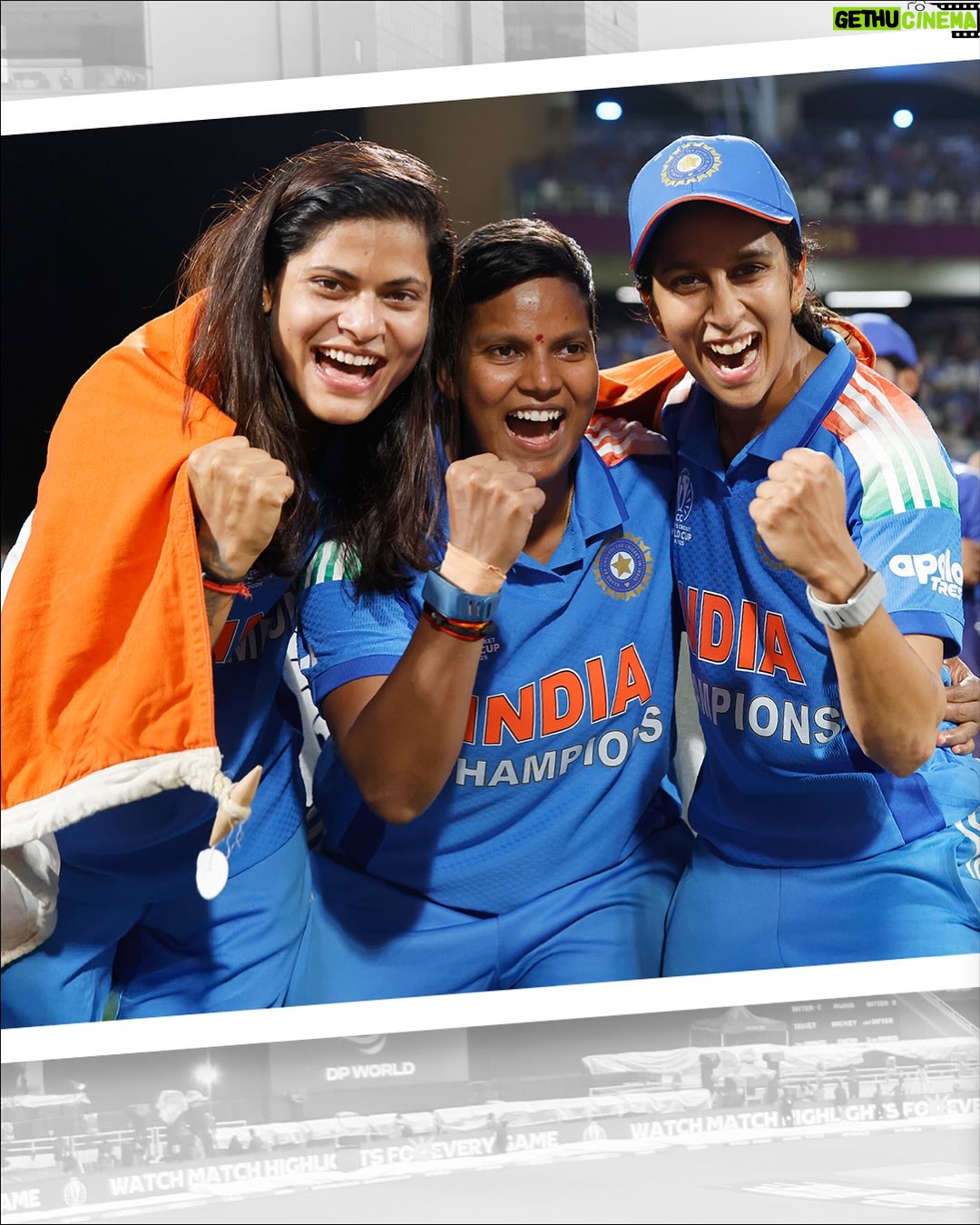 Deepti Sharma - 556.9K Likes - INDIA this one’s for you. 💙🇮🇳 🏆
#teamindia #icc #finals #jaishreeram #family