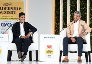 Deepti Sharma Instagram - Exciting reliving World Cup memories with @amolmuzumdar Sir and sharing my journey and experiences at the HT Leadership Summit today! @hindustantimes 
#HTLS2025 #DS6
