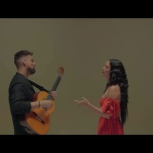 Denise Quiñones Instagram - POR FIN✨!! REENCUENTRO , junto a @gabrielmoramusic está disponible en todas las plataformas  de música y el video en mi canal de youtube- links in Bio📍

Espero que la disfruten!! ❤️ Me cuentan que tal 😉💫

Composición- Gabriel Mora @gabrielmoramusic 
Producción y arreglos- @msanchezmusic  @gabrielmoramusic 
Mezcla- @harold_wendell  Master- @msanchezmusic 
Director Video Musical @limbelcity 
Location- @monkeydostudios 
Vestido  y accesorios @hermannadal 
Glam by @makeupbylouisangel