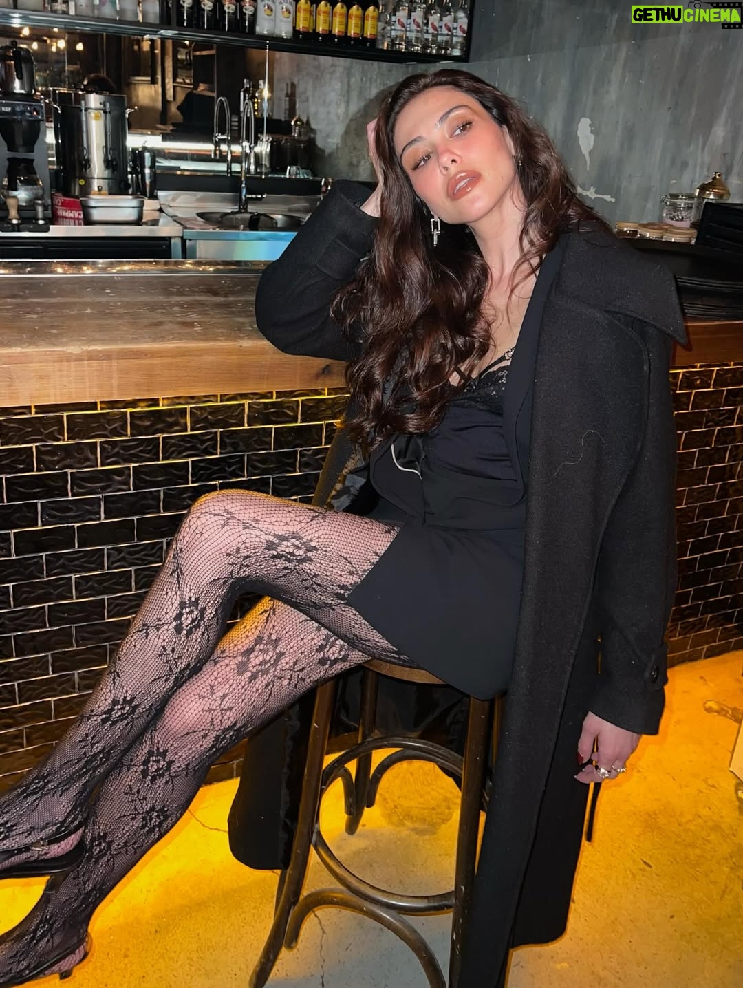 Dilara Aksüyek - 23.5K Likes - ♠️ 👽