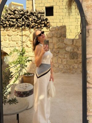 Dilara Kurtulmuş Instagram - Mardin memories🕌🤎✨

Kaldığımız otel : @rec326_ 🫶🏼 

#reklam