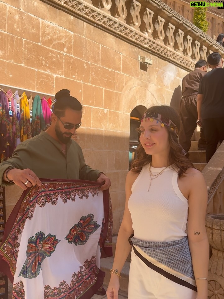 Dilara Kurtulmuş - 24.4K Likes - Mardin memories🕌🤎✨

Kaldığımız otel : @rec326_ 🫶🏼 

#reklam