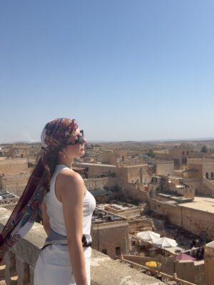 Dilara Kurtulmuş Instagram - Mardin memories🕌🤎✨

Kaldığımız otel : @rec326_ 🫶🏼 

#reklam