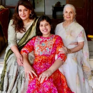 Divya Seth Shah Instagram - See , Still Together , Forever 💙🩵💙

Not a great photoshop job,But You get the drift 
Mihika would have giggled at My attempt

Here’s to Eternity
.

.

.

#motherdaughterlove