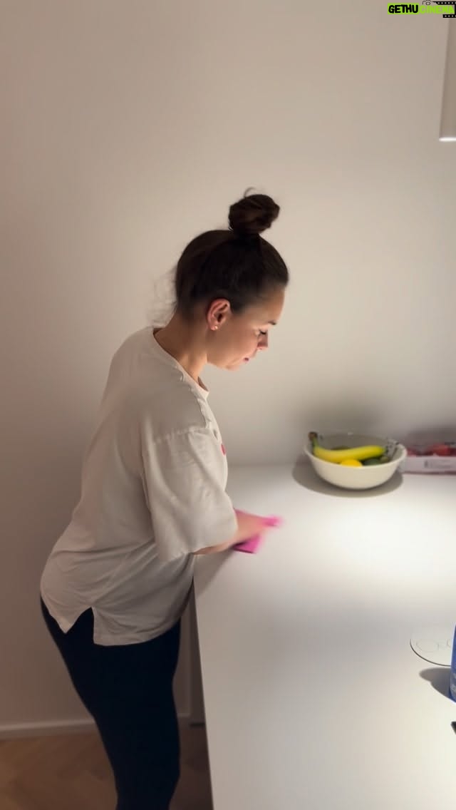 Dominika Kavaschová - 2.4K Likes - @st.vol_slovakia dakujem. Ze ste mi vyrobili stol o akom som vzdy snivala. Ste najlepsi❤️❤️❤️❤️❤️❤️❤️❤️❤️❤️❤️❤️❤️❤️ako vidite som totalne dooonhooooooo!!!!!!!