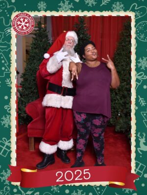 Dulcé Sloan Instagram - Here is the full Santa photo shoot! Merry Christmas yall 🎄🎅🏼🥰 Thank you to the Santa at the Sherman Oaks Westfield mall for my Christmas miracle.