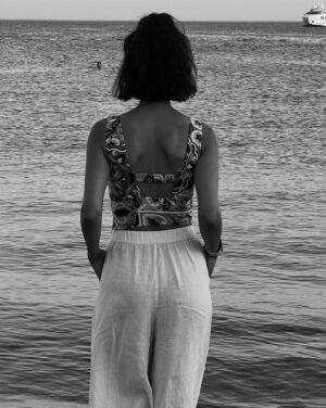 Eda Özerkan Instagram - Hepinize iyi niyetle gülümsüyorum……✨🍀