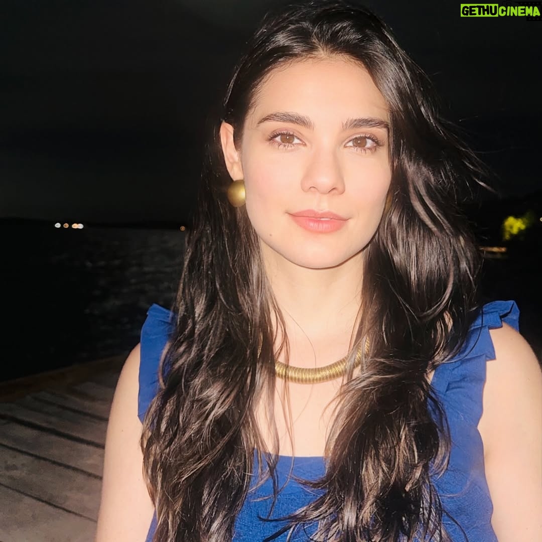 Eileen Moreno - 7.4K Likes - 🧜🏼‍♀️ una noche de luna llena 🌕