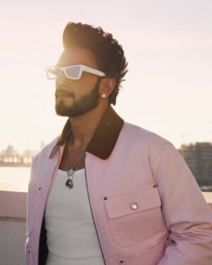 Eka Lakhani Instagram - Ranveer Singh !!! 
Did we miss the color?!

Head to toe in @louisvuitton
Fall-winter 2025 Men’s collection by Pharrell Williams

#StyledByEka @ekalakhani 
Style Team @fatimabaluchstyles @styledbyradhikadhanuka @team___e
LV Team @madhuraphadnis @aleena.denny
Photographed by @vaishnavpraveen @thehouseofpixels
Hair @aalimhakim @mustaqeem_salmani
Makeup @mahadevnaik08
Managed by @jinal.jj @divijakrishnaswani
Team RS @cp_vinayak