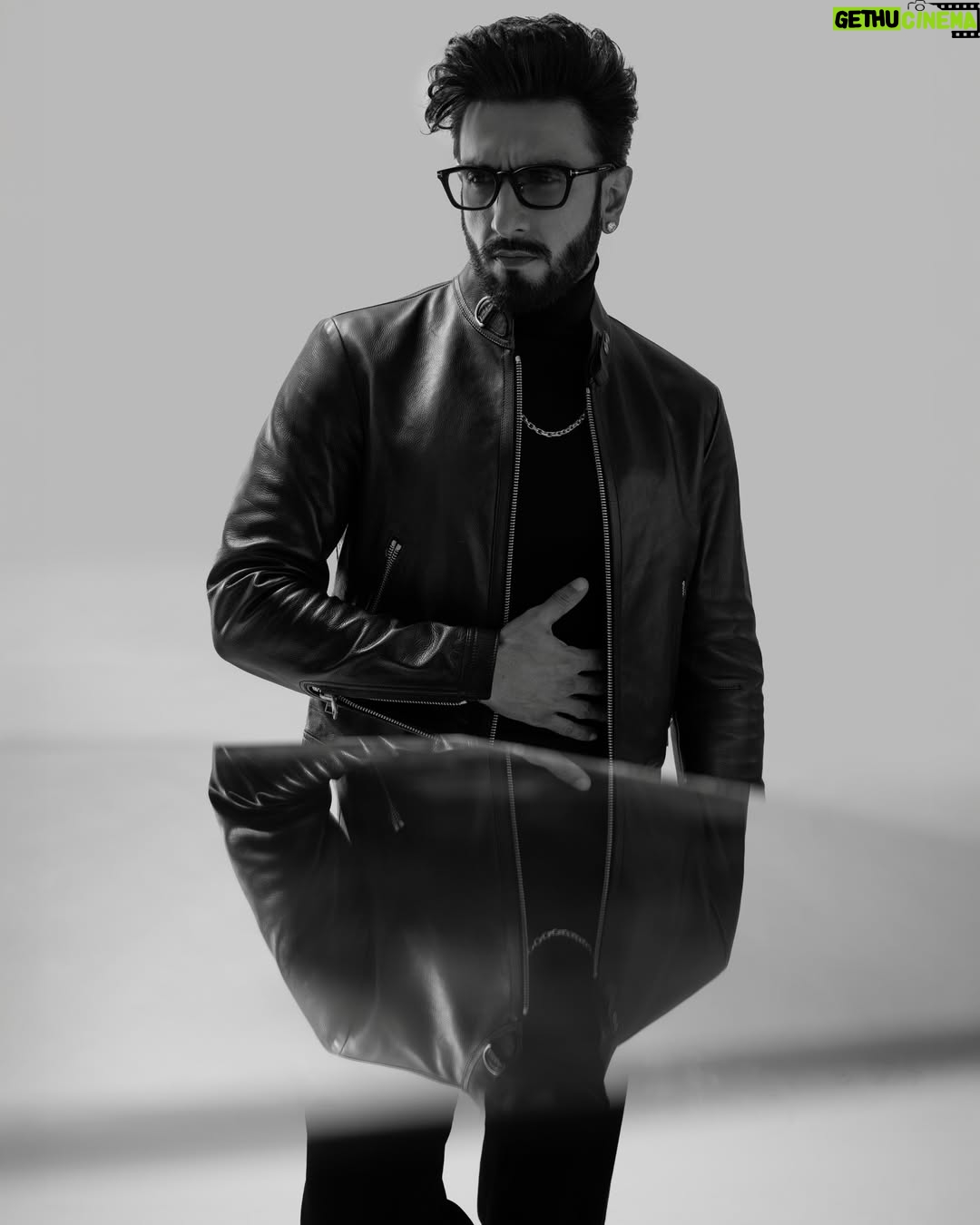 Eka Lakhani - 7.2K Likes - Man of the hour. Deal with it. He is Dhurandhar!
Ranveer Singh ⚔️⚔️⚔️

Wearing @tomford @h.a @dlfemporio
Sunglasses @tomford @rkumaropticians

Styled by @ekalakhani
Style Team @fatimabaluchstyles @styledbyradhikadhanuka @team___e
Dress Team @_sajjad_199 @yasar_ali0007 

Photographed by @avani.rai

Hair @aalimhakim @mustaqeem_salmani

Makeup @mahadevnaik08

Managed by @rjanahavi @aarti1980

Team RS @cp_vinayak @kaushalkumar3399