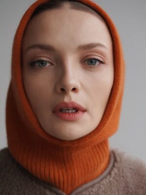 Ekaterina Vilkova Instagram - New! New! New!
Просто информирую вас — связала для своего @kavilkastore идеальные капоры без швов и лишних деталей-только нежность и тепло ♥️ и да, своими ручками! И да, они у меня золотые🤣🤣
И это разрыв сердечка 💔
Подробности в моем telegram 
На этом сегодня ВСЁ!
