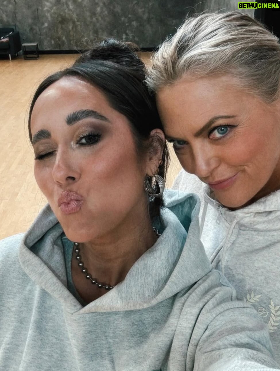 Elaine Hendrix - 62.7K Likes - November, you were filled with so much love. I can’t even begin to represent it all. Just know - I see it. I feel it. And I’m beyond grateful for it. #dwts 💃🏼⭐️🫶🏼